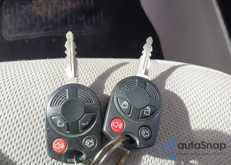 2008 Ford Escape Xlt from USA, damaged, VIN 1FMCU93Z58KD08681